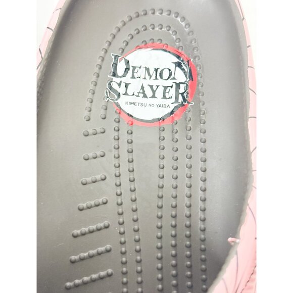 Crocs NWT Sz 13 Demon Slayer Nezuko Men's Red/Black Classic Clog - Picture 7 of 7